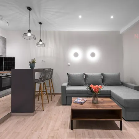 V1 & Apartments, Nilie Hospitality Mgmt *