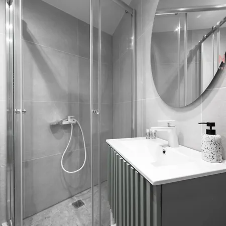 V1 & Apartments, Nilie Hospitality Mgmt Thessaloniki
