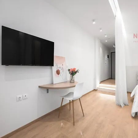 Apartment V1 & Apartments, Nilie Hospitality Mgmt