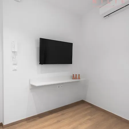 V1 & Apartments, Nilie Hospitality Mgmt *