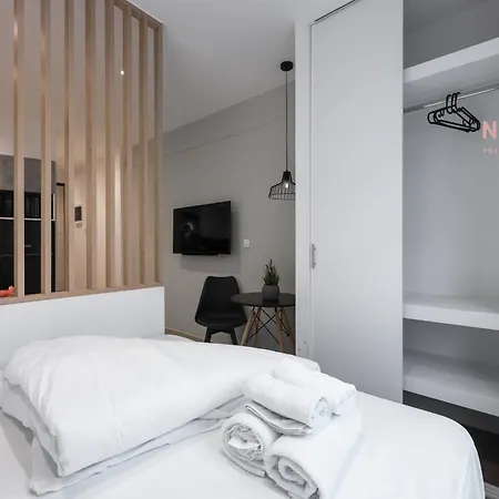 V1 & Apartments, Nilie Hospitality Mgmt Apartment *