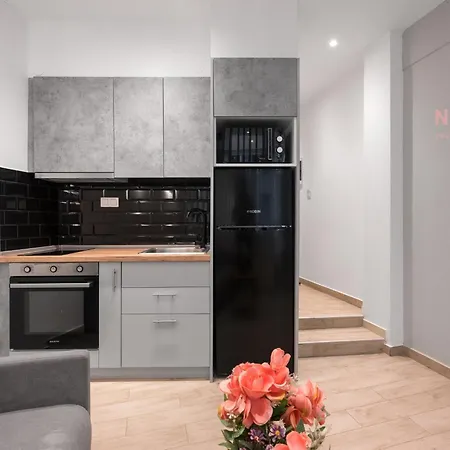 Apartment V1 & Apartments, Nilie Hospitality Mgmt *
